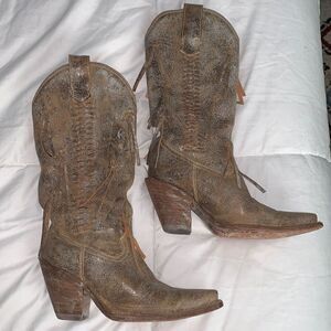 Corral Boots Distressed